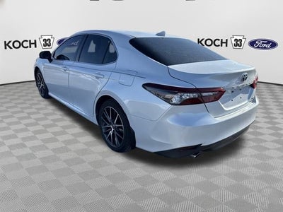 2021 Toyota Camry Hybrid XLE
