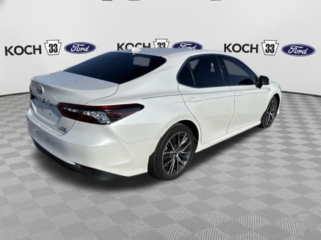 2021 Toyota Camry Hybrid XLE