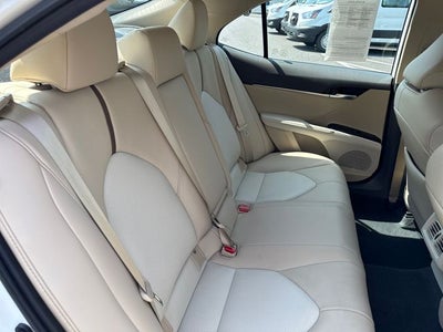 2020 Toyota Camry Hybrid XLE