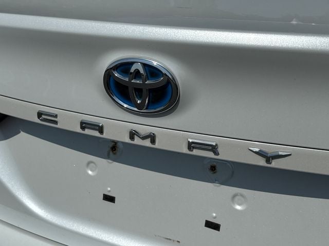 2020 Toyota Camry Hybrid XLE