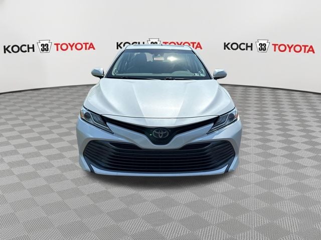 2020 Toyota Camry Hybrid XLE