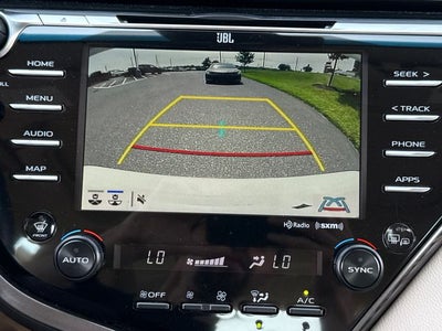 2020 Toyota Camry Hybrid XLE