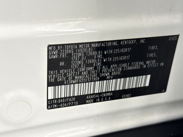 2025 Toyota RAV4 Hybrid XLE