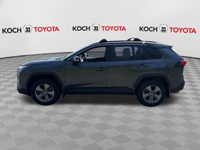 2022 Toyota RAV4 Hybrid XLE