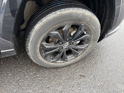 2023 Toyota RAV4 Hybrid SE