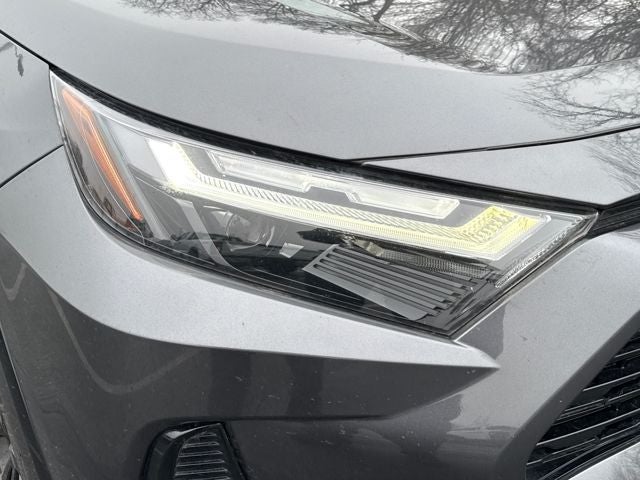 2023 Toyota RAV4 Hybrid SE