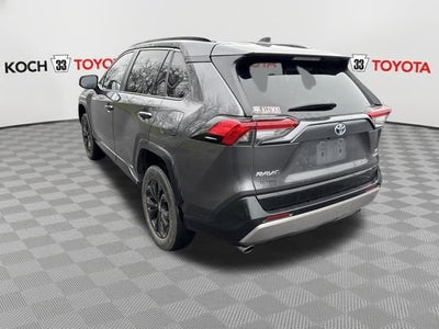 2023 Toyota RAV4 Hybrid SE