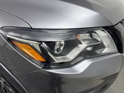 2020 Nissan Pathfinder SV
