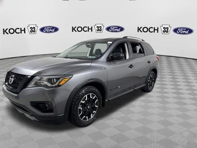 2020 Nissan Pathfinder SV