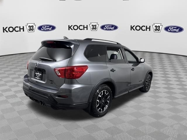 2020 Nissan Pathfinder SV