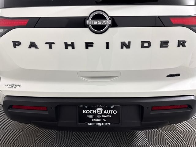 2024 Nissan Pathfinder S