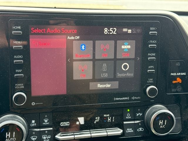 2021 Toyota Highlander LE