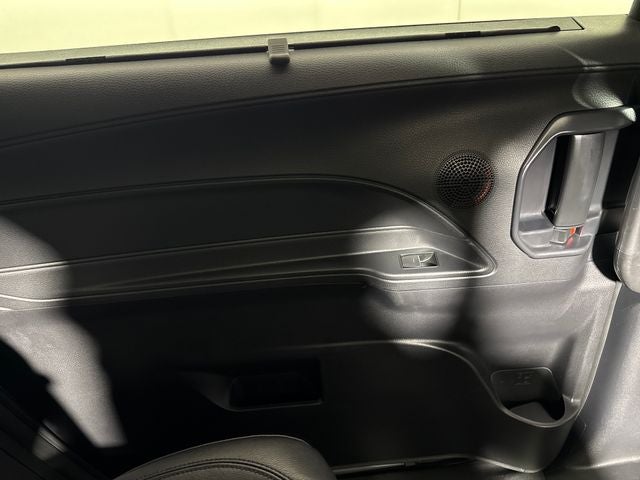 2025 Toyota Sienna Woodland Edition 7 Passenger