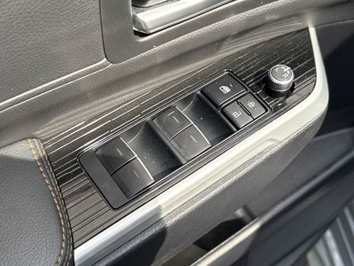 2025 Toyota Sienna Woodland Edition 7 Passenger