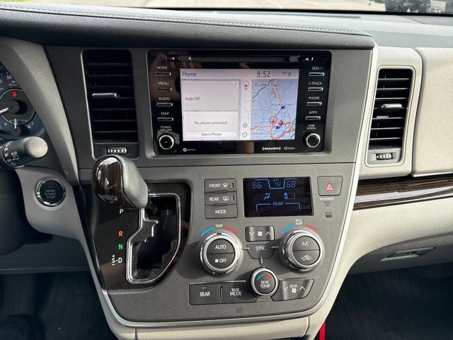 2020 Toyota Sienna XLE 7 Passenger