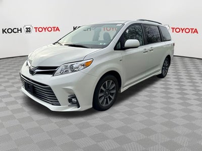 2020 Toyota Sienna XLE 7 Passenger