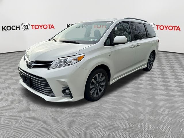2020 Toyota Sienna XLE 7 Passenger