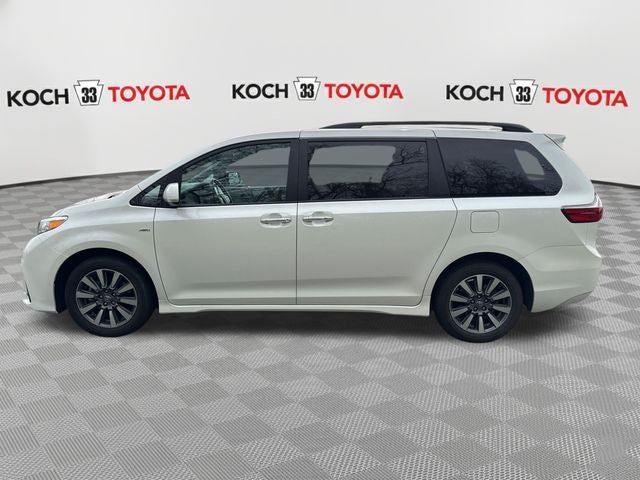 2020 Toyota Sienna XLE 7 Passenger