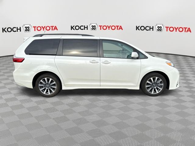 2020 Toyota Sienna XLE 7 Passenger