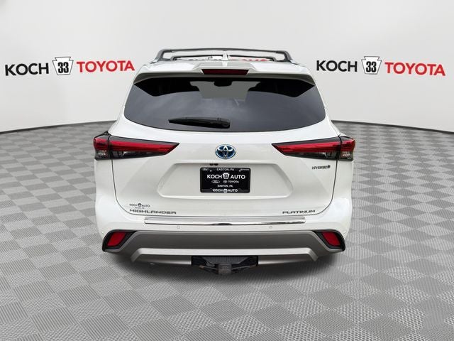 2021 Toyota Highlander Hybrid Platinum