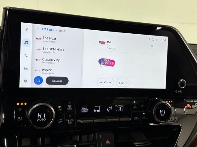 2023 Toyota Highlander Hybrid Platinum