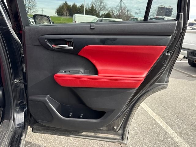 2022 Toyota Highlander XSE