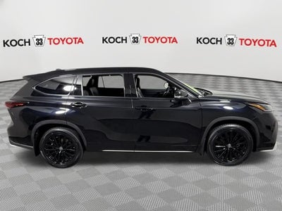 2025 Toyota Highlander XSE