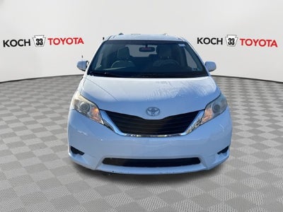 2011 Toyota Sienna LE