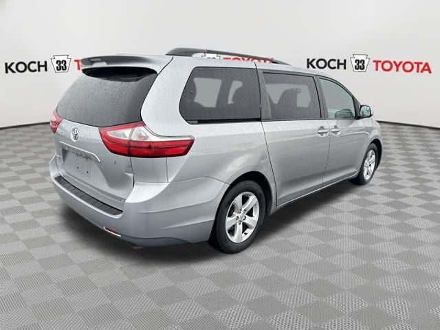 2015 Toyota Sienna LE 8 Passenger