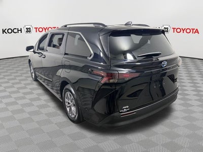 2023 Toyota Sienna XLE 7 Passenger