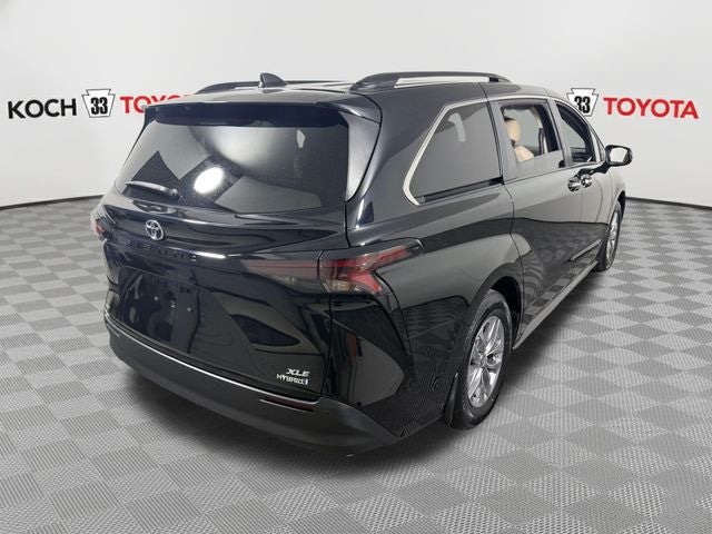 2023 Toyota Sienna XLE 7 Passenger