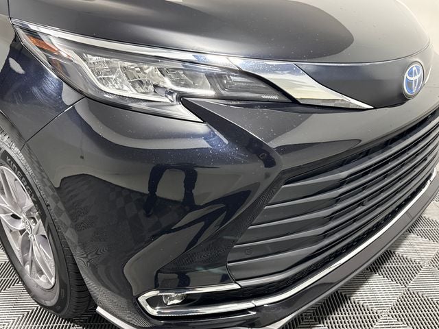 2023 Toyota Sienna XLE 7 Passenger