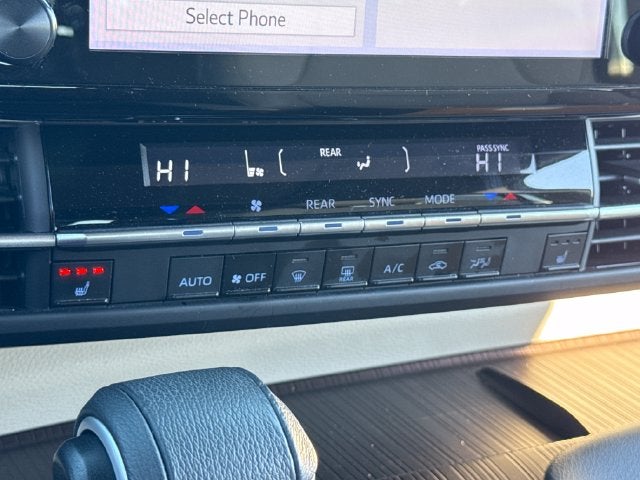 2022 Toyota Sienna XLE 7 Passenger