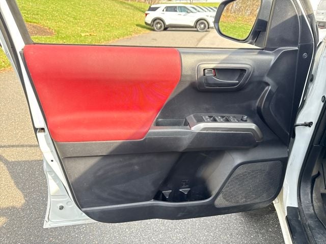 2020 Toyota Tacoma SR5 V6