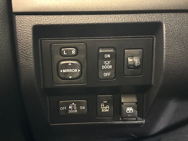 2017 Toyota Tundra SR5 CrewMax