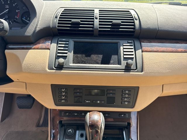 2005 BMW X5 3.0i