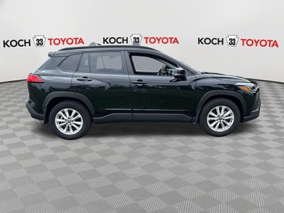 2024 Toyota Corolla Cross LE