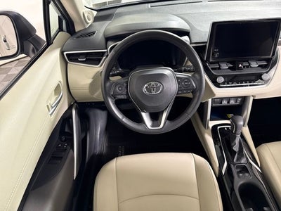 2023 Toyota Corolla Cross XLE