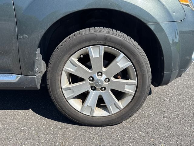 2009 Mitsubishi Outlander SE