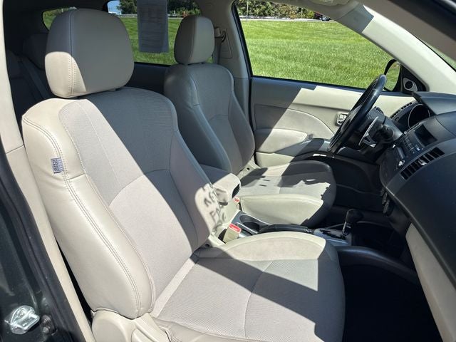 2009 Mitsubishi Outlander SE