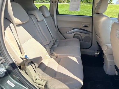 2009 Mitsubishi Outlander SE