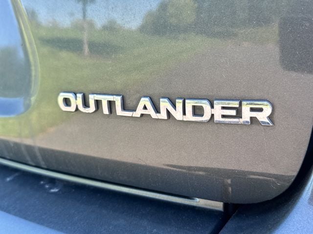 2009 Mitsubishi Outlander SE
