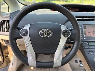 2010 Toyota Prius III