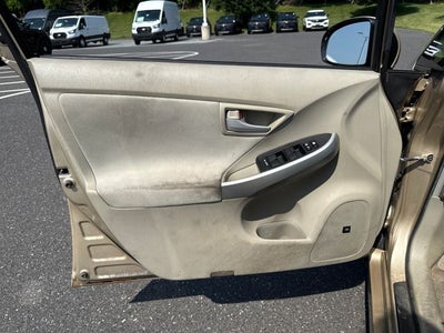 2010 Toyota Prius III