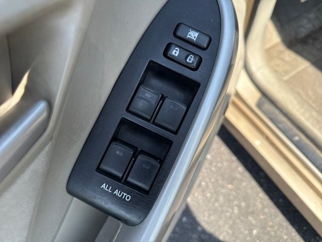 2010 Toyota Prius III