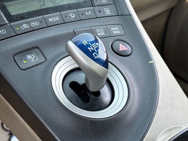 2010 Toyota Prius III