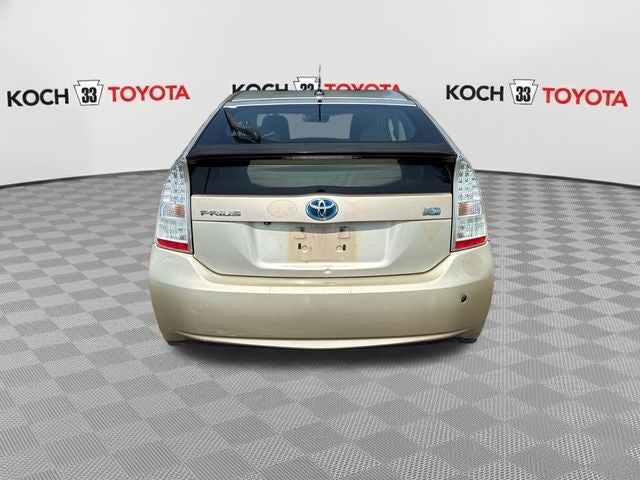 2010 Toyota Prius III
