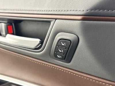 2023 Toyota Venza XLE