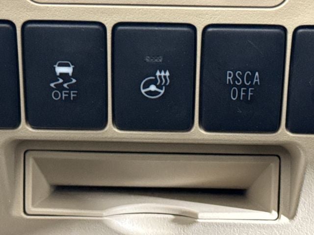 2013 Toyota Land Cruiser Base