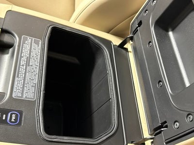 2013 Toyota Land Cruiser Base